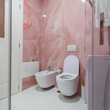 Loris 301 Apartment *